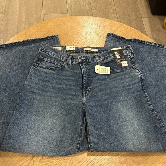 Levi's 728 high rise wide leg jeans- sweet success NWT - Picture 4 of 9